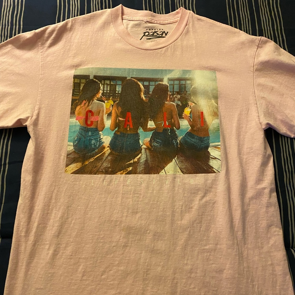 Men’s Large Pink “Cali” Short Sleeve Tee